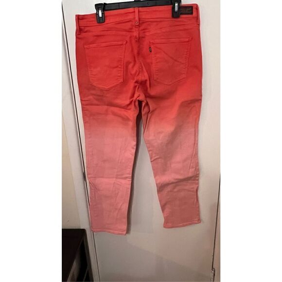 Levi's Women's Mid-Rise Skinny Colored Stretch Casual Jeans in Coral Size 32 - Picture 6 of 13